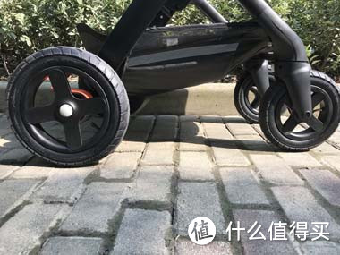 婴儿手推车暴力测评,儿子的“SUV”到底好不好?