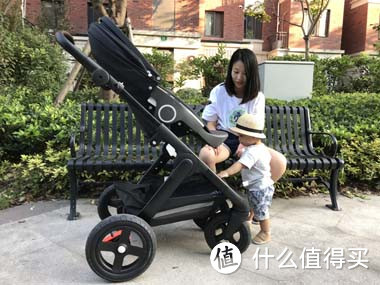 婴儿手推车暴力测评，儿子的“SUV”到底好不好？