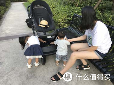 婴儿手推车暴力测评，儿子的“SUV”到底好不好？