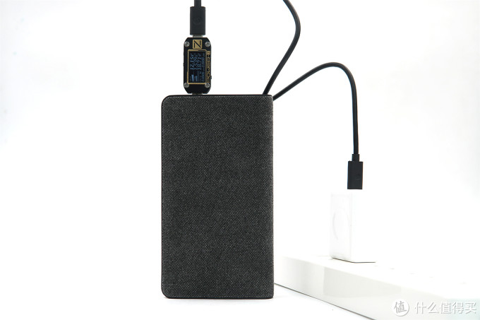 一千块的充电宝长啥样？mophie powerstation USB-C XXL移动电源全面评测