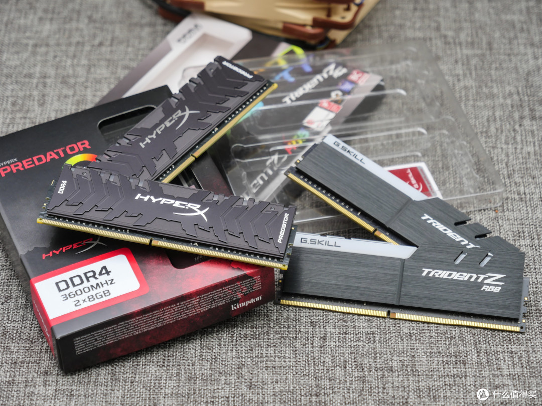 RGB+高频Bdie革故鼎新之作：金士顿Predator RGB 3600MHz 2x8G内存开箱