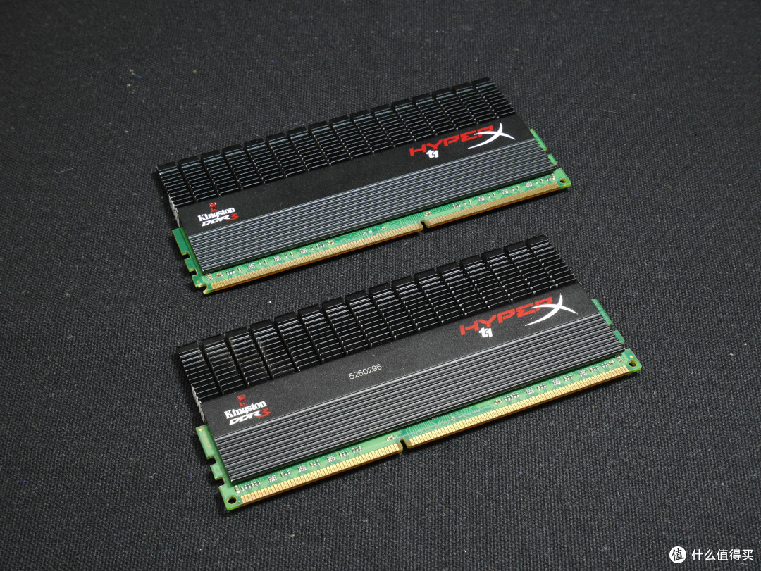 RGB+高频Bdie革故鼎新之作：金士顿Predator RGB 3600MHz 2x8G内存开箱