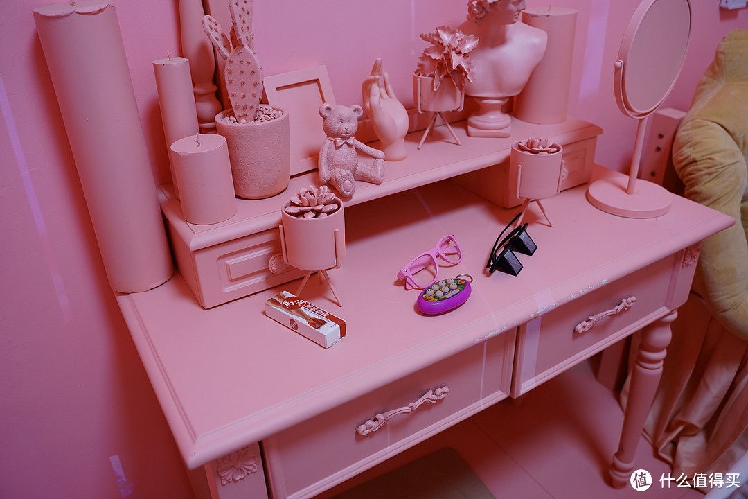 房间3：粉色的世界