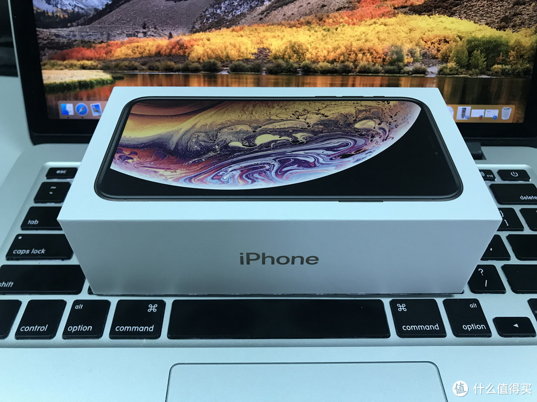 新手机就是爽：苹果 iPhone Xs开箱以及iPhone7小PK