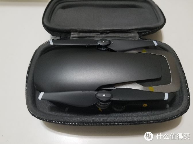 DJI 大疆 MAVIC AIR 无人机开箱体验