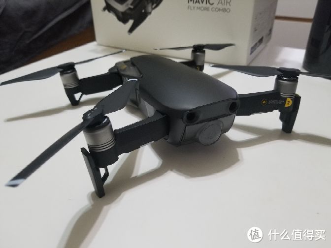 DJI 大疆 MAVIC AIR 无人机开箱体验