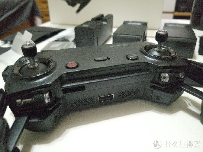 DJI 大疆 MAVIC AIR 无人机开箱体验