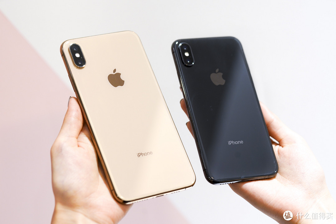 万元双卡双待机值不值得买！APPLE 苹果 iPhone XS Max 美少女真人体验！