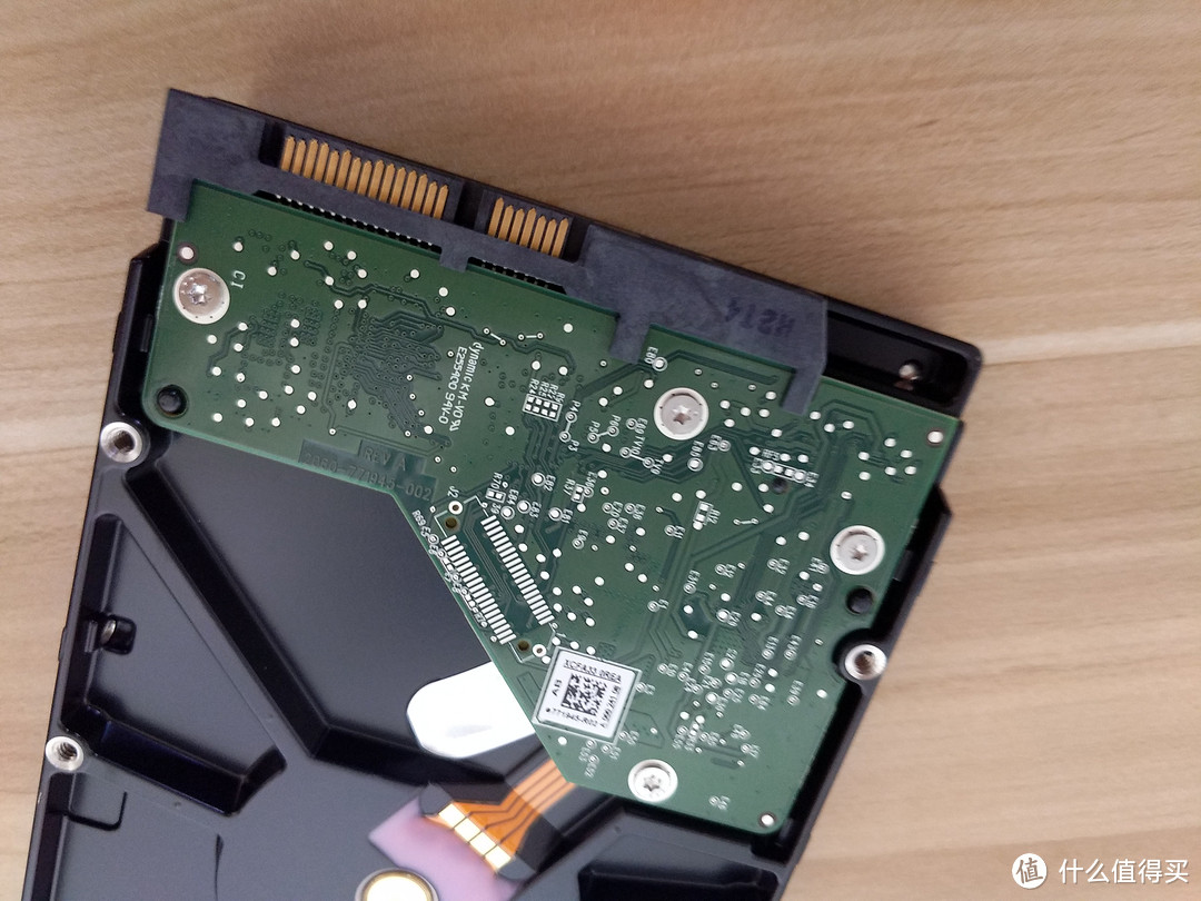 WD 西部数据 紫盘 2TB SATA6Gb/s 64M 监控硬盘开箱测评