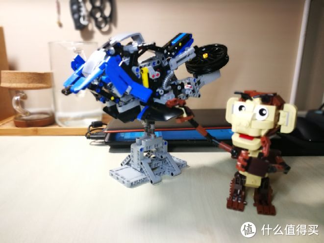 lego 乐高科技组42063 B模式 BMW概念飞行摩托