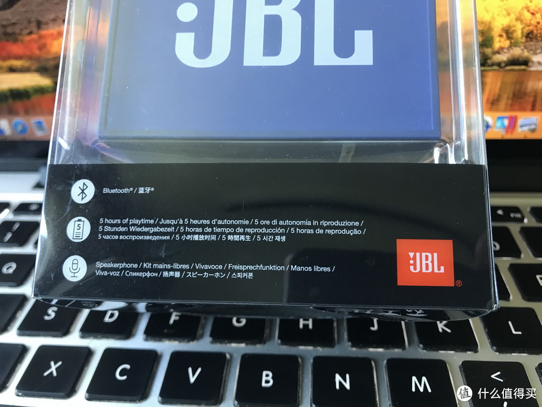 iPad看片好伴侣：JBL GO 音乐金砖 无线蓝牙音箱