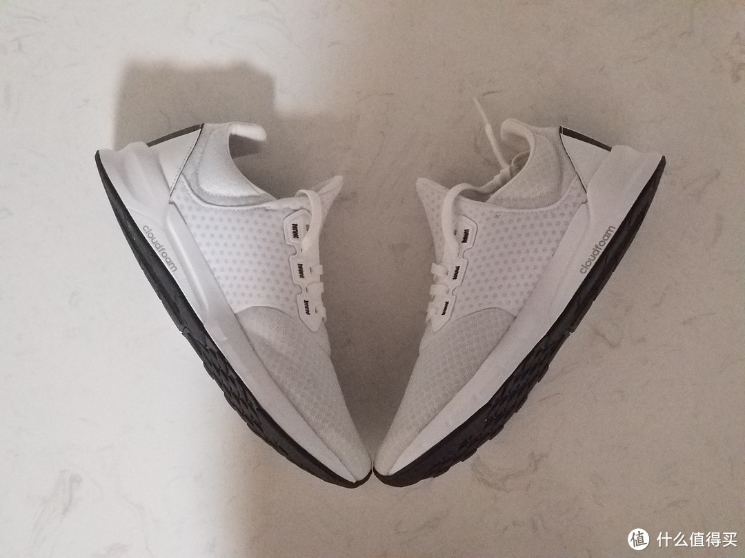 白菜价小白鞋：Adidas 阿迪达斯 falcon elite 5 运动鞋开箱上脚（真人兽）