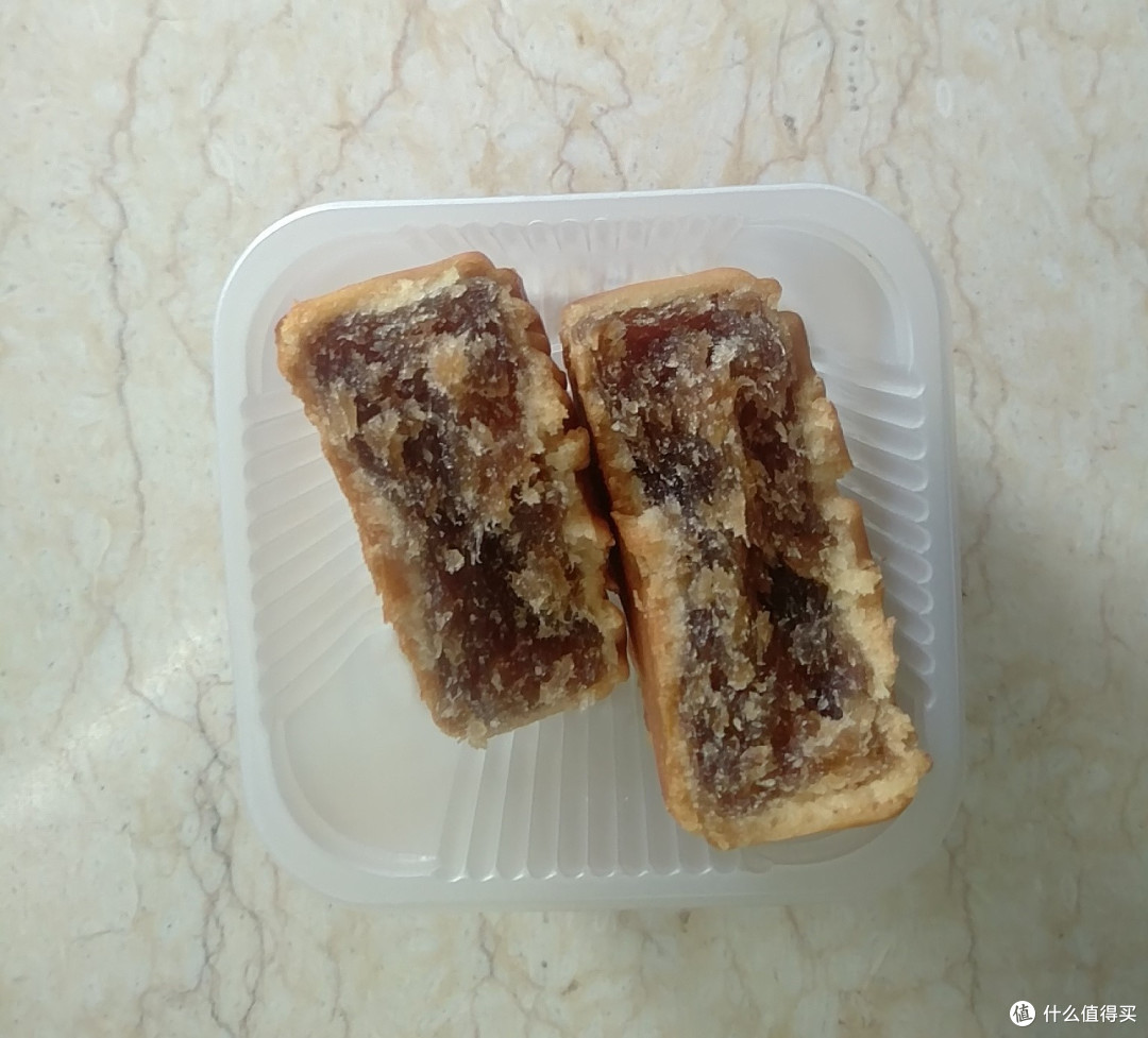 北派广式月饼? 金九笑尝稻香陪赏月