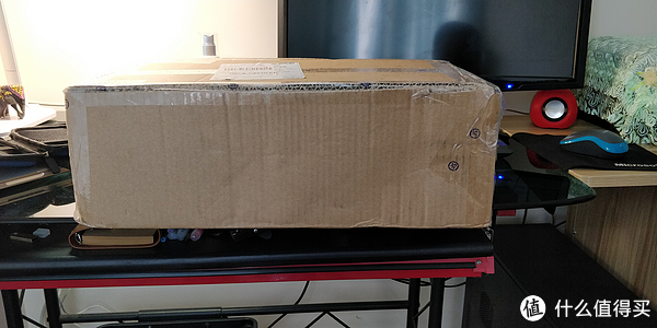 箱子不大，但是满沉的