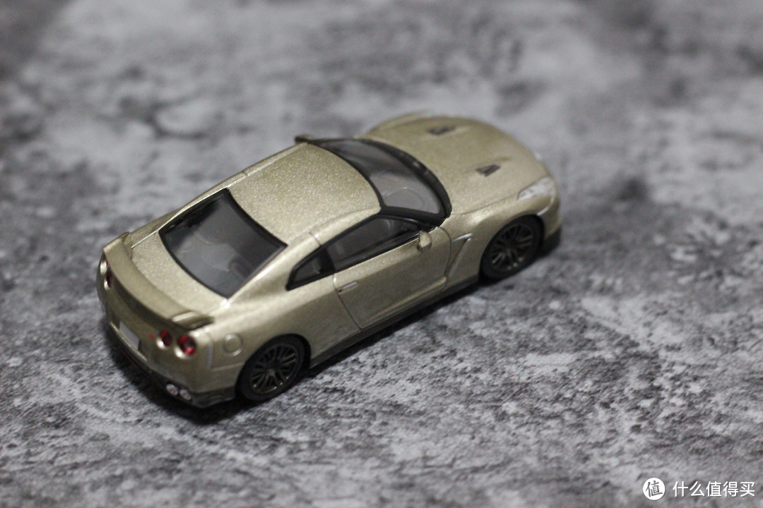 TOMICA 多美卡 TLV NISSAN GTR  开箱晒单