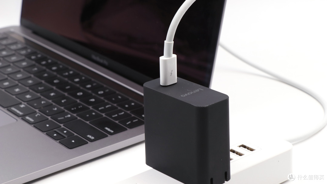 45W USB PD输出，联想LS-45WTCPD充电器详细评测