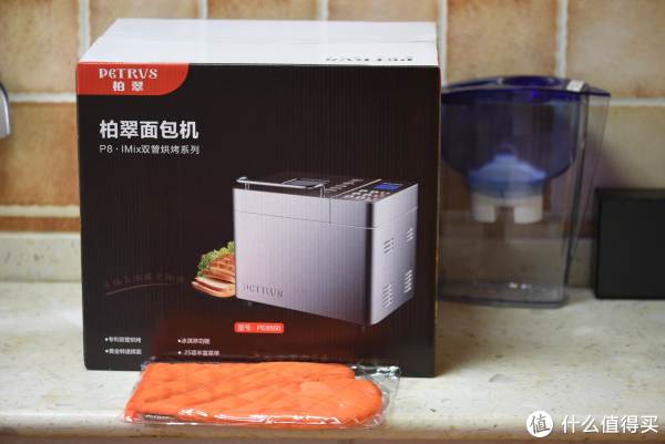 还附送了一双隔热手套，家里有好几双了