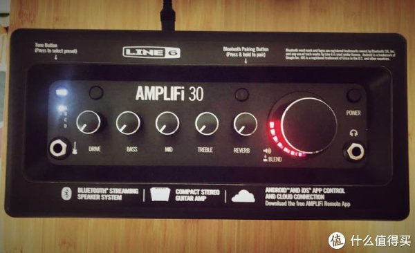 最上排按钮从左到右：tone，tap，Bluetooth，power。