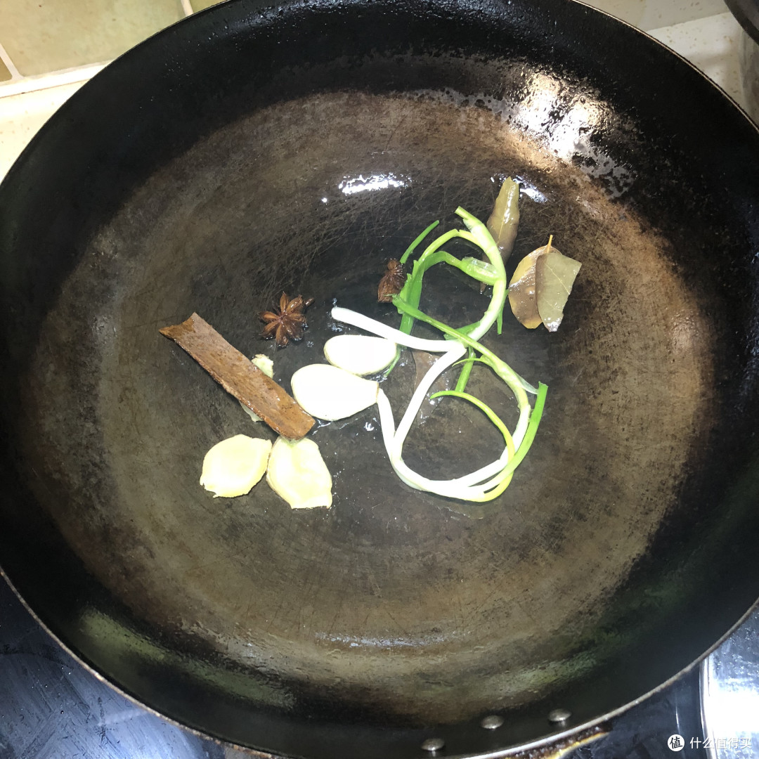 厨房小白也能做!美味本帮酱鸭腿