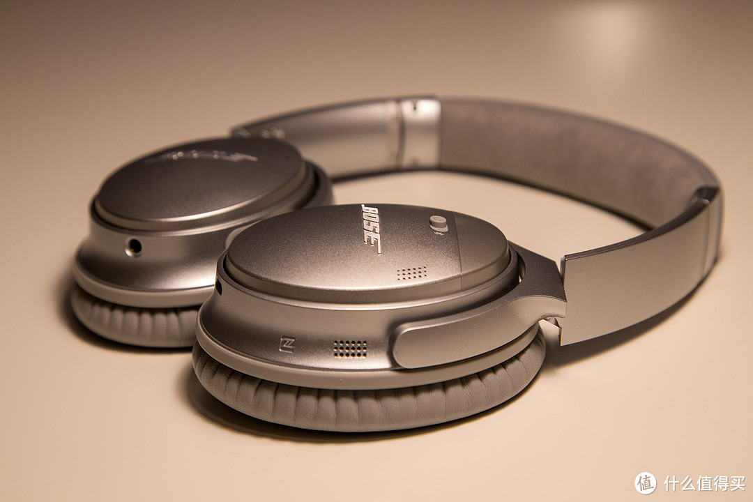 BOSE QC35 II  vs SONY 索尼 MDR-1000XM2 耳机