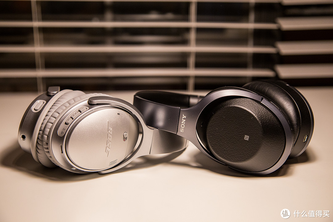 BOSE QC35 II  vs SONY 索尼 MDR-1000XM2 耳机