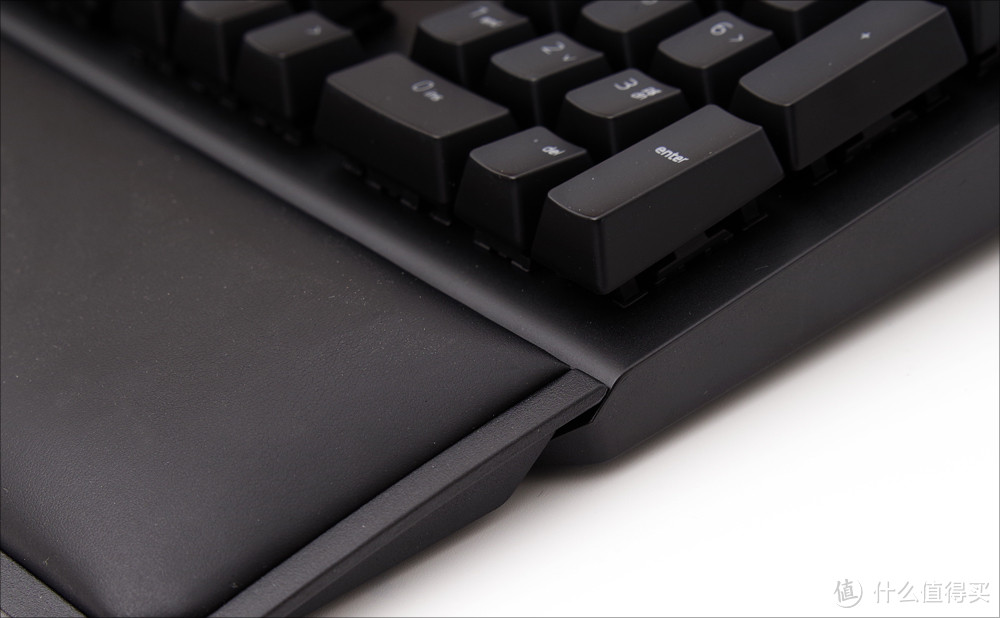黑寡妇精英究竟是怎么样的一把键盘?