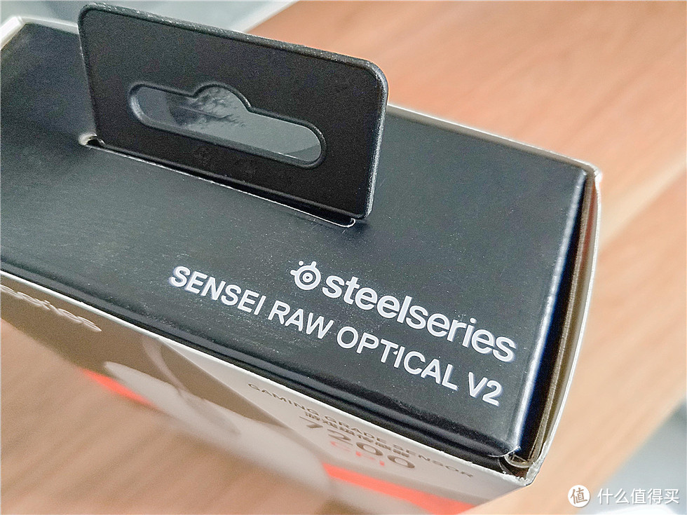 极简与经典—Steelseriesl 赛睿 Sensei霜冻之蓝光学版V2 游戏鼠标开箱