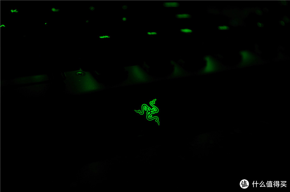 汇集经典的精英之作—Razer 雷蛇 黑寡妇蜘蛛精英版机械键盘开箱