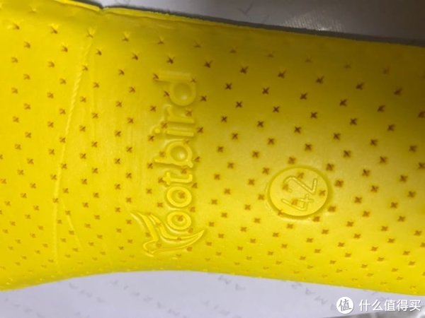 鞋垫的科技。 大概意识就是透气吧