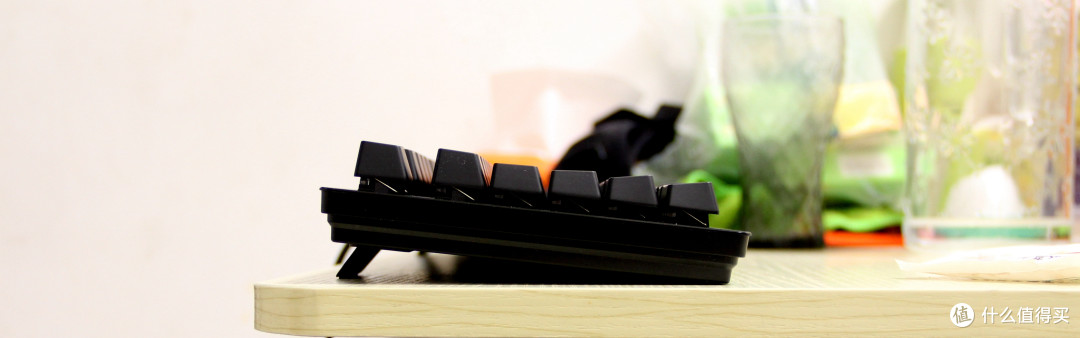 雷蛇键盘只能玩儿游戏?不存在的-雷蛇RAZER 猎魂光蛛游戏光学机械键盘评测