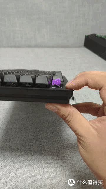 雷蛇键盘只能玩儿游戏?不存在的-雷蛇RAZER 猎魂光蛛游戏光学机械键盘评测