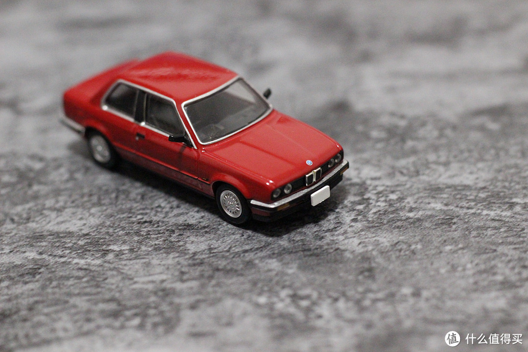 TOMICA 多美卡 TLV BMW E30 318i/ 325i 开箱晒单