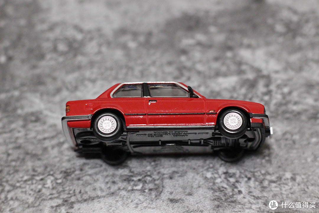 TOMICA 多美卡 TLV BMW E30 318i/ 325i 开箱晒单