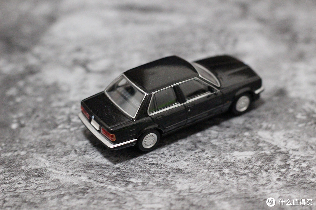 TOMICA 多美卡 TLV BMW E30 318i/ 325i 开箱晒单