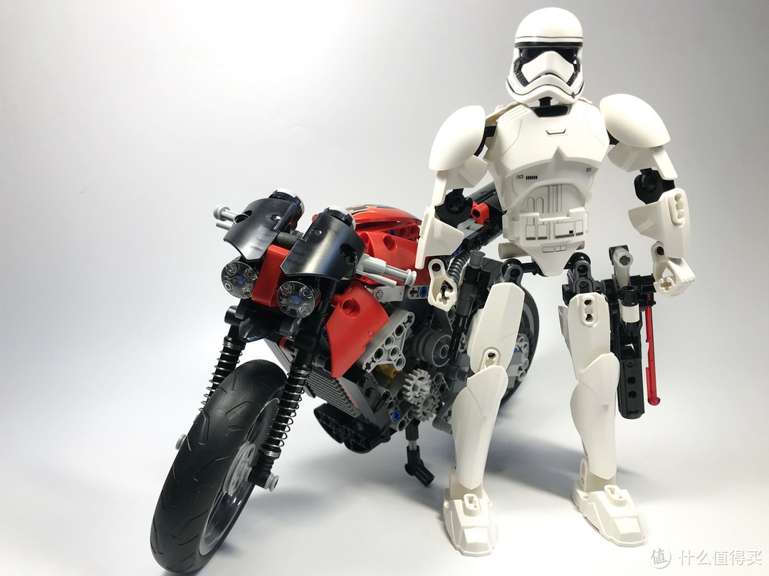 LEGO 乐高 拼拼乐 篇169：最佳摩托骑手 75114 第一秩序暴风兵 First Order Stormtrooper