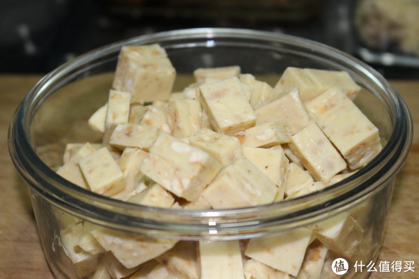十一空闲做啥好?带着俩娃DIY制作手工牛轧糖