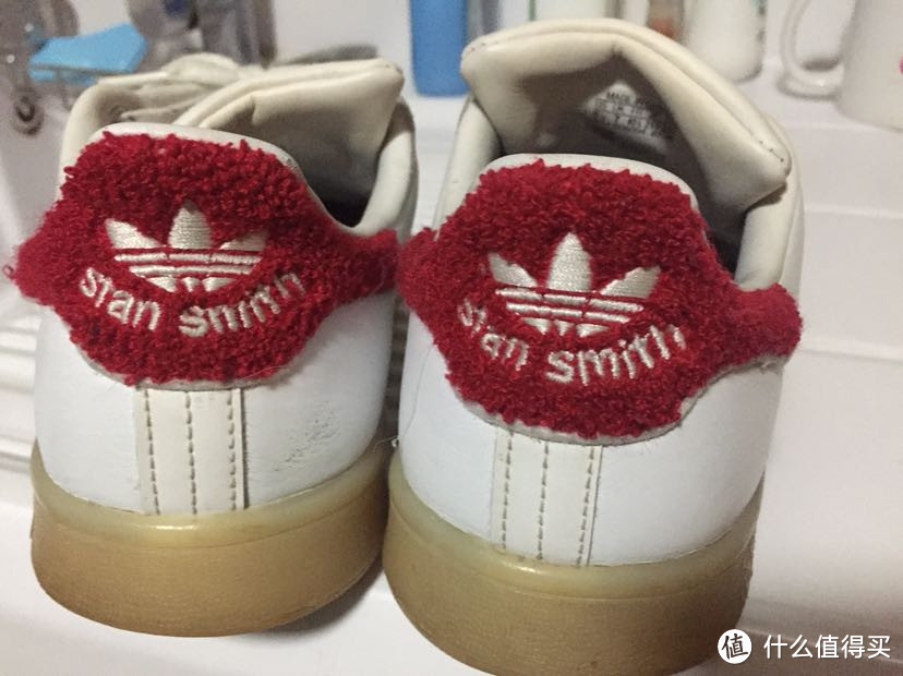 女鞋男穿-尺码分享adidas Stan Smith毛绒红尾，不知名型号