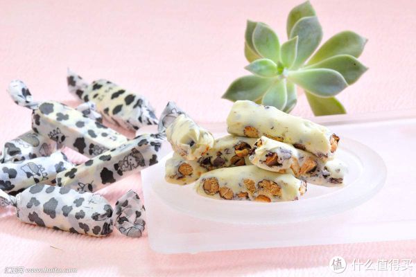 十一空闲做啥好?带着俩娃DIY制作手工牛轧糖