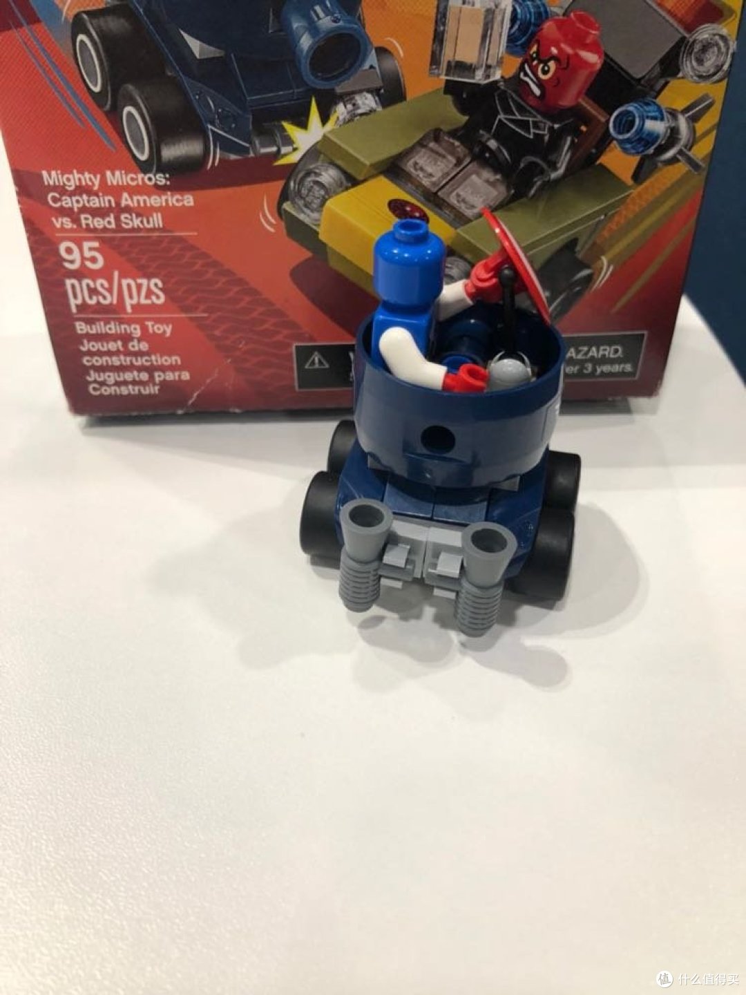 稀有零件13导弹红骷髅的战车搭建完毕,有点像缩小版的76017,如下图