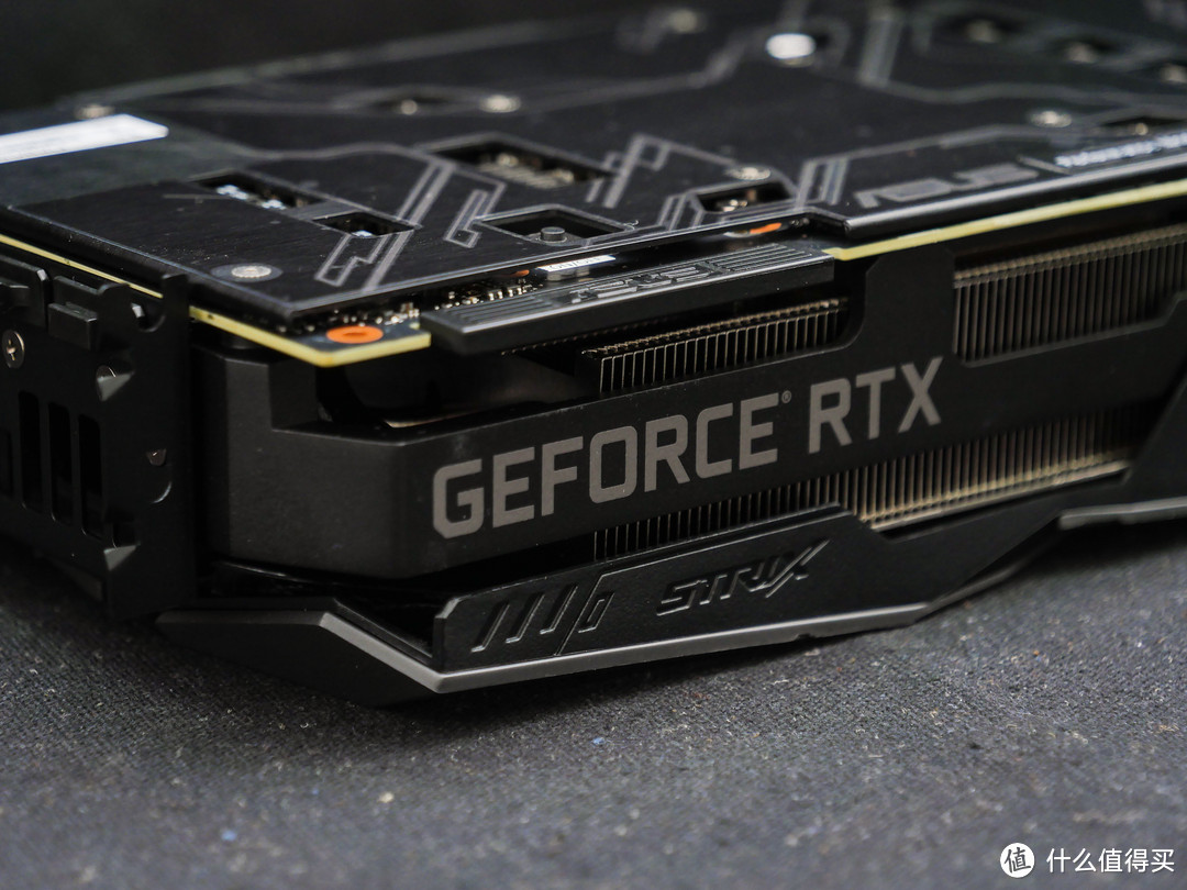 玩家国度图灵旗舰：华硕ROG STRIX RTX2080Ti 对比测试