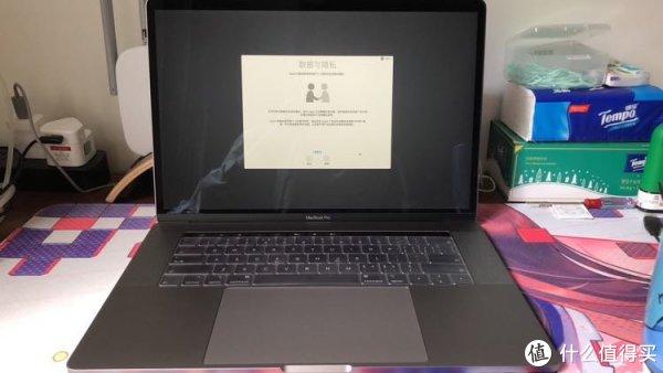 MacBook Pro 2018 15寸 乞丐版 开箱体验报告
