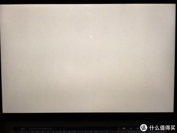 MacBook Pro 2018 15寸 乞丐版 开箱体验报告