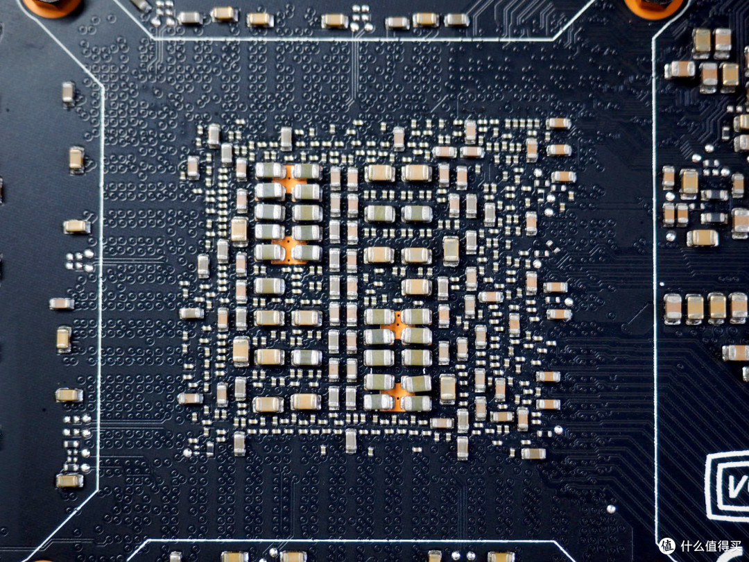A饭的真香警告—Colorful 七彩虹 iGame GeForce RTX 2080 Ti Advanced OC显卡开箱