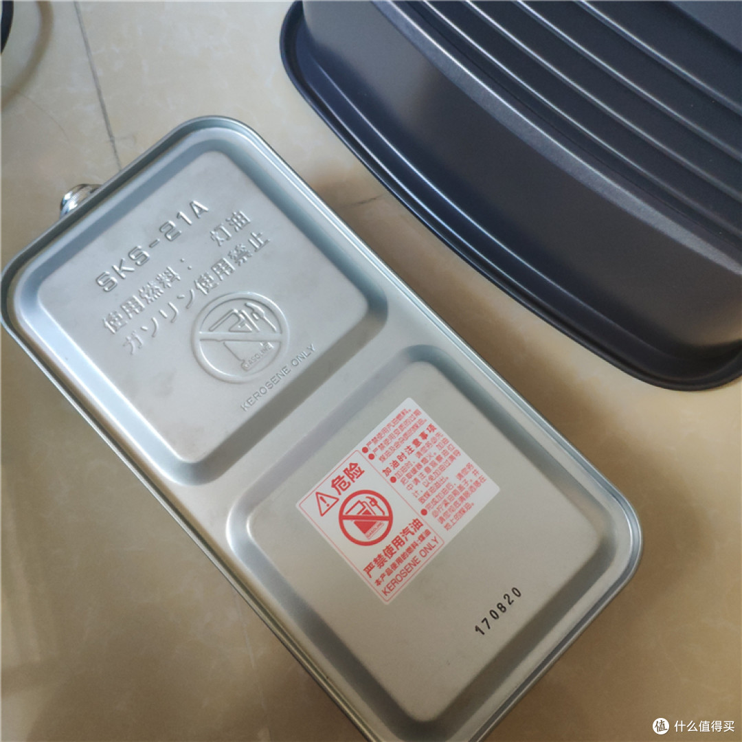 油桶的身上红色部分写了严禁使用汽油,说明书上也有写这个。