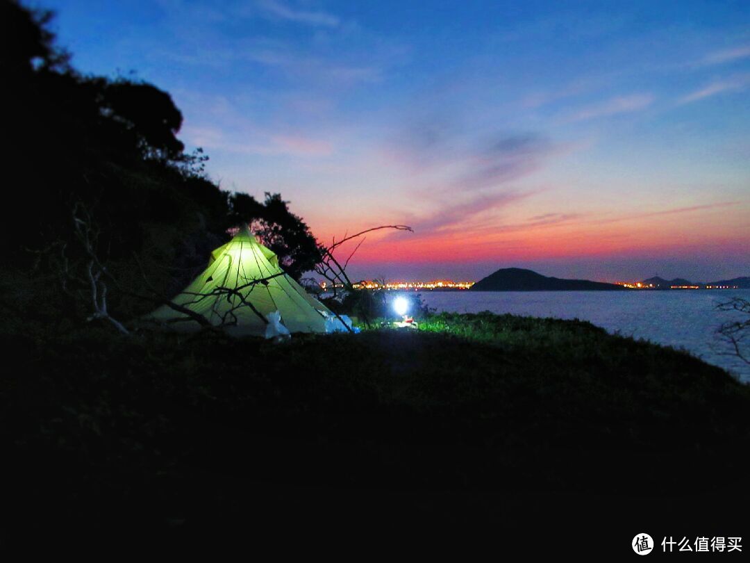 ​东海之东有璀璨东极岛—魔都以东夕阳海岸沙滩洋山岛徒步，寻荒岛露营探秘