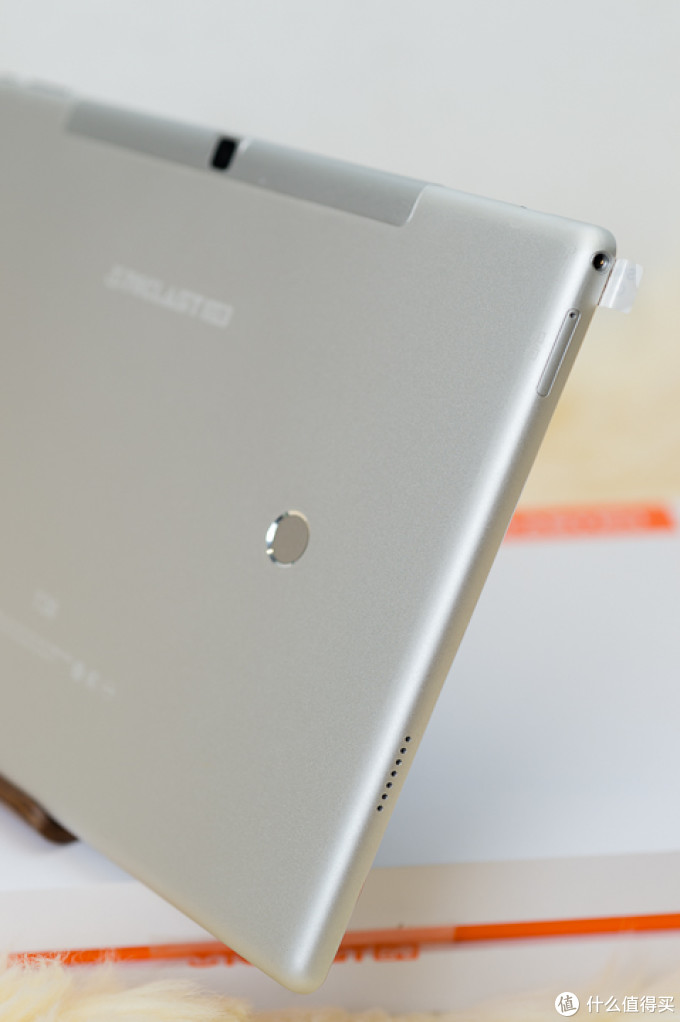 深度阅读,影音追剧,永不断网 ,实用高性价比 台电T20 4G平板电脑