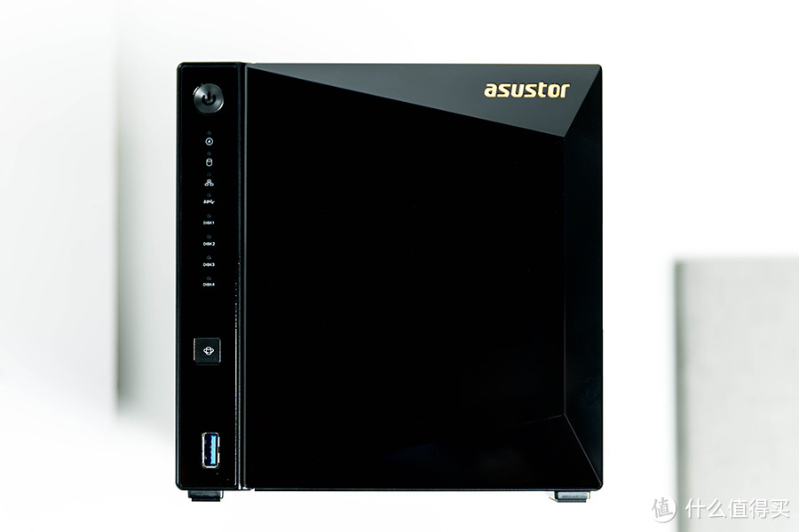 要成为破冰者 NAS 新势力—Asustor 华芸 AS4004T上手体验