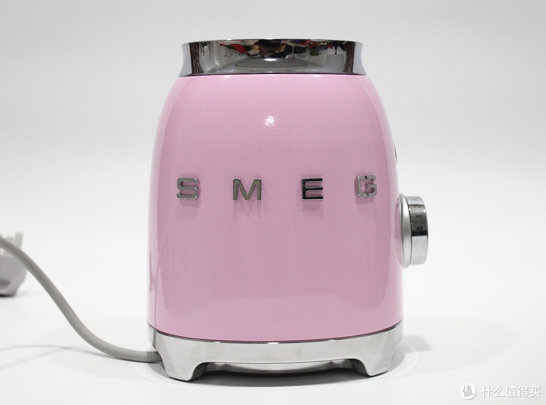 为厨房增加一抹意大利风情亮色—Smeg 斯麦格/诗迈格 BLF01果汁机轻晒简测