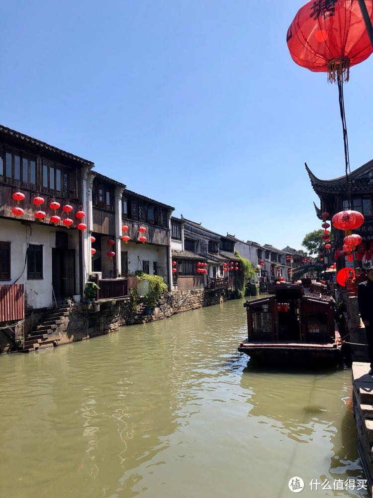 能想象到以前，阿婆在台阶处打水洗衣做饭