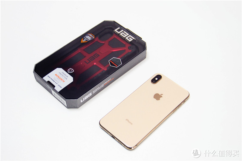 花了1万2买了个iPhone XS Max，不配一个好的手机壳怎么可以？